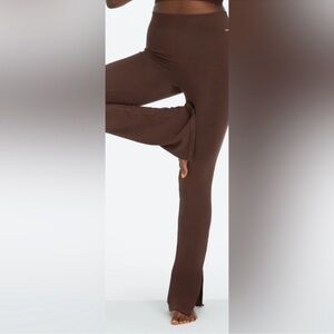 Fabletics Cloud Seamless High Waisted Pant In Chicory Coffee Medium